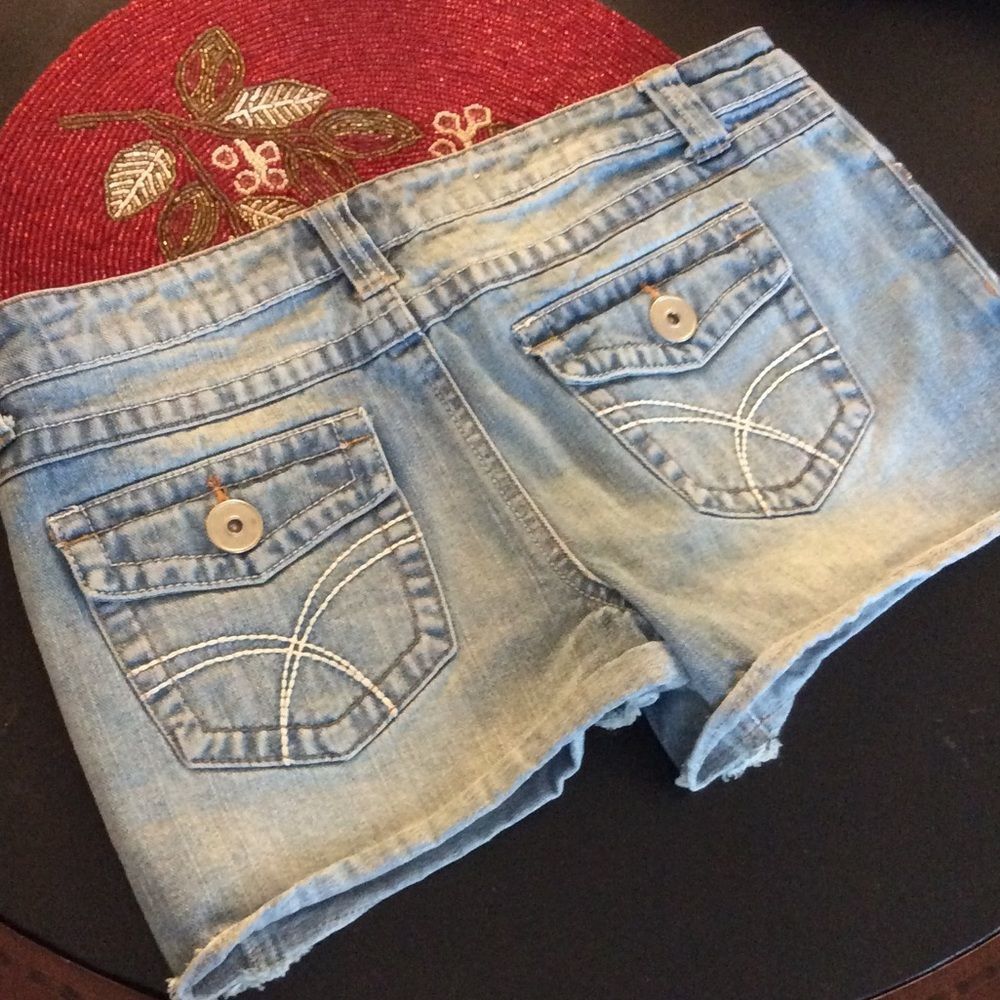 👀 💞SO hand painted shorts - Picture 5 of 6